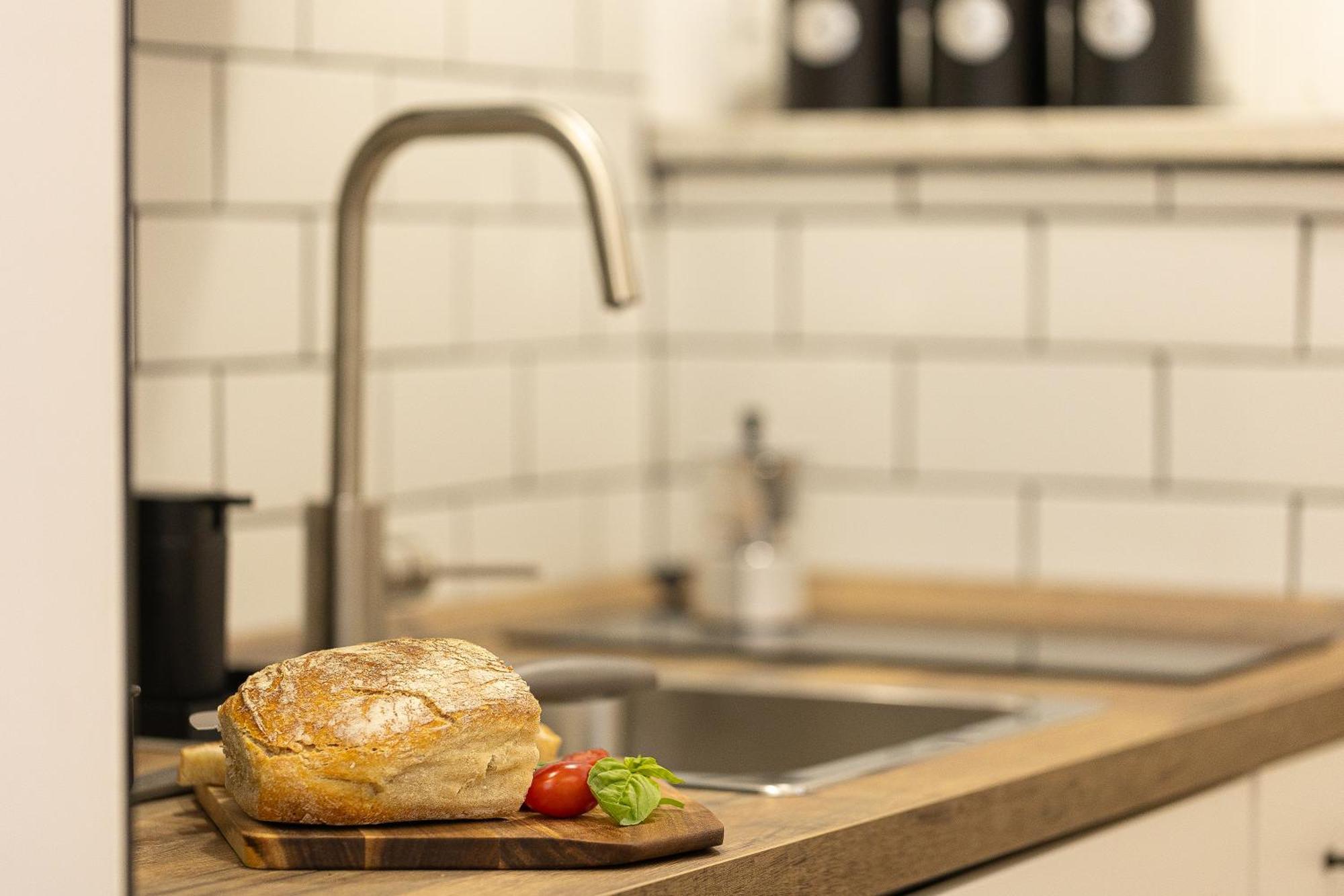Khris Home Apartments - Trastevere Parini Rome Bagian luar foto