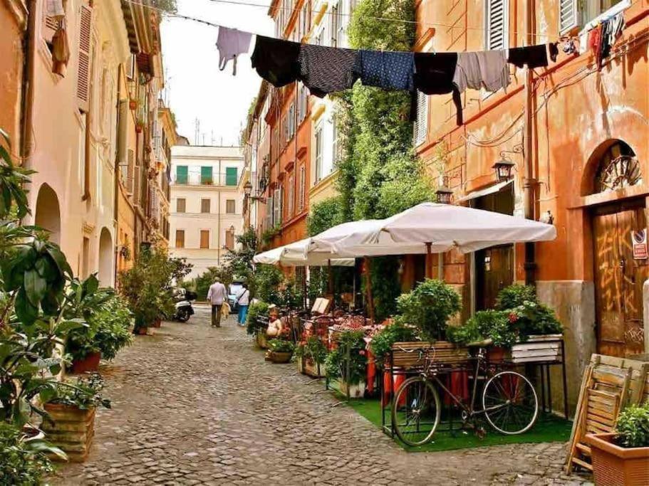 Khris Home Apartments - Trastevere Parini Rome Bagian luar foto